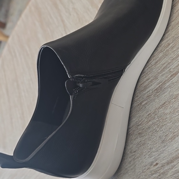 Via Spiga - Picture 6 of 6